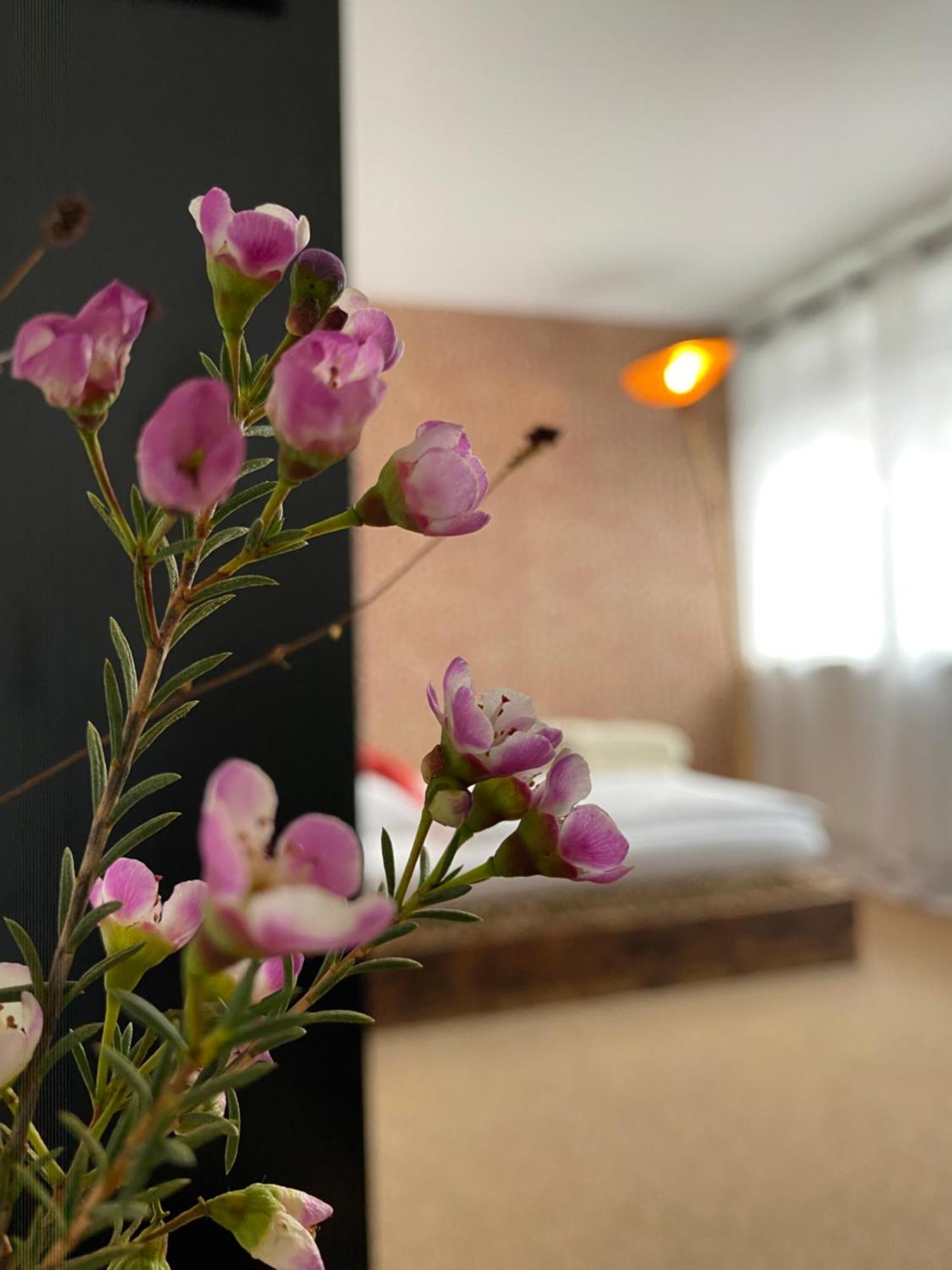 Privartzimmer 'Ausfahrt Freihalten' 胡苏姆 外观 照片