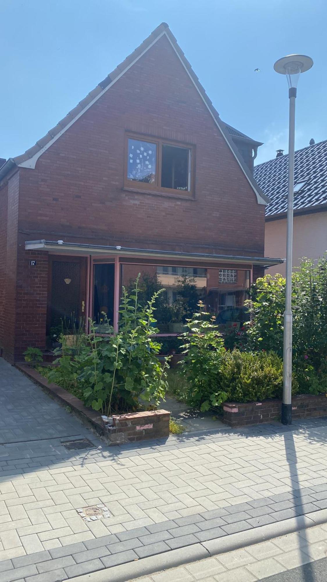 Privartzimmer 'Ausfahrt Freihalten' 胡苏姆 外观 照片