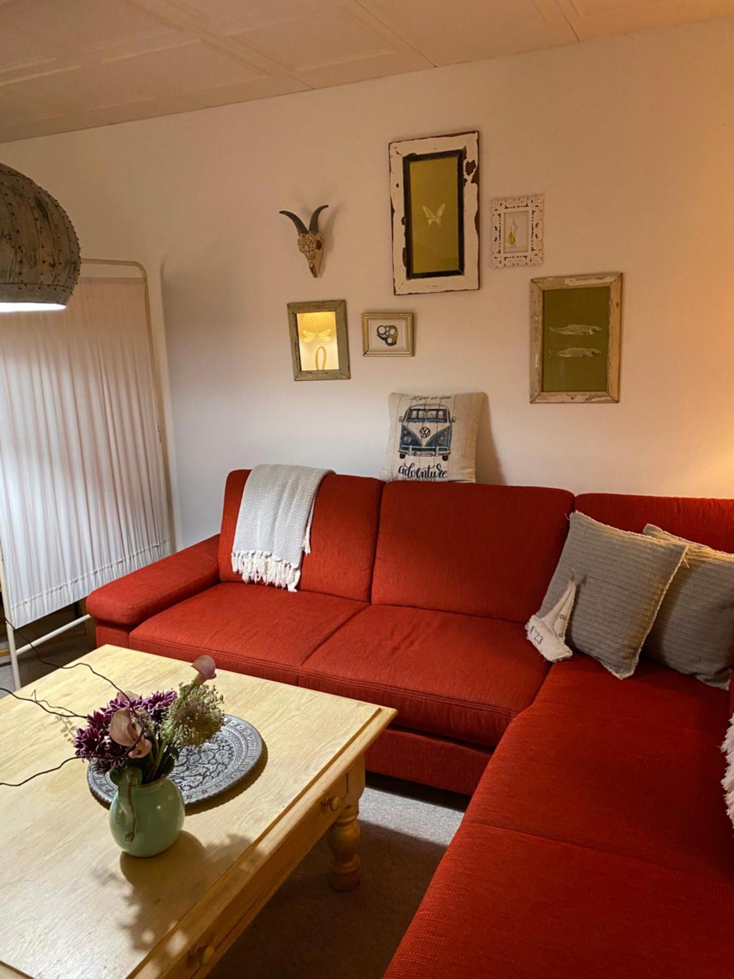 Privartzimmer 'Ausfahrt Freihalten' 胡苏姆 外观 照片
