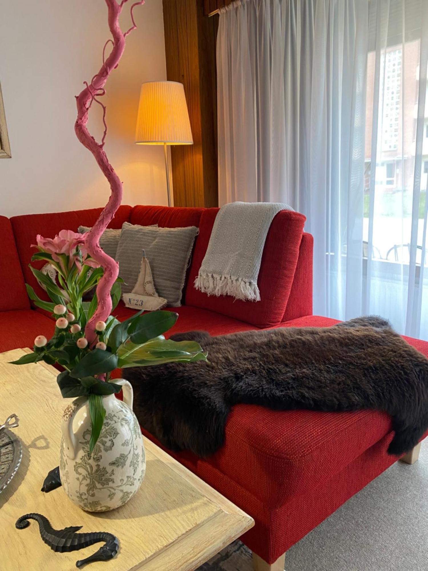 Privartzimmer 'Ausfahrt Freihalten' 胡苏姆 外观 照片